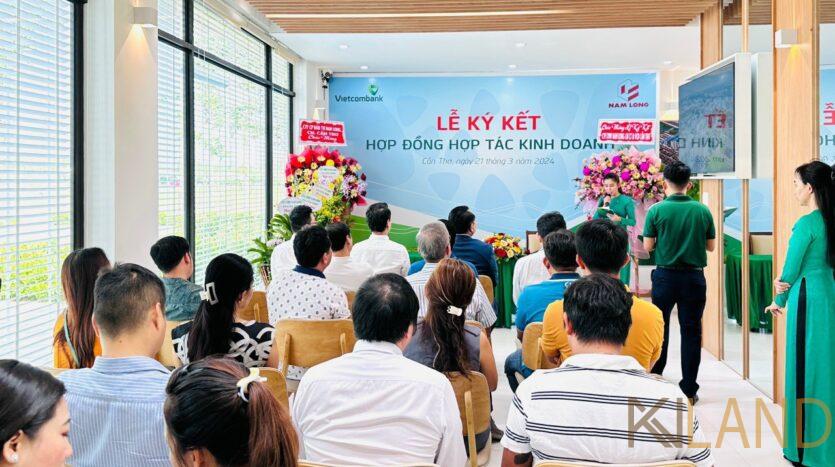 Lãnh đạo Vietcombank - Chi nhánh Cần Thơ và Công ty CP đầu tư Nam Long - Chi nhánh Cần Thơ ký kết hợp đồng hợp tác kinh doanh8